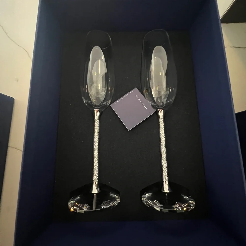 Swarovski - Picture 4 of 5